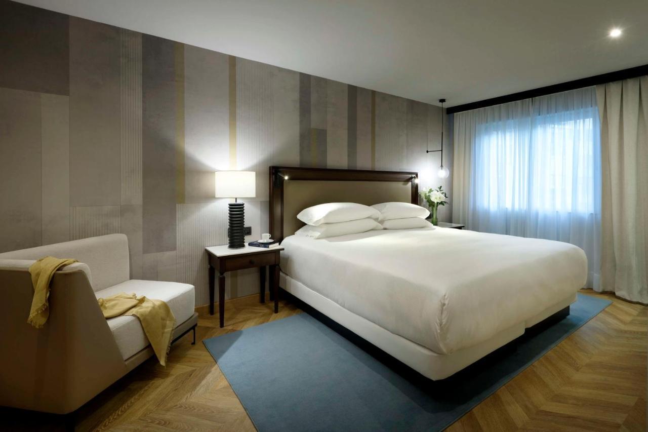 Hyatt Regency Hesperia Madrid Hotel Екстериор снимка