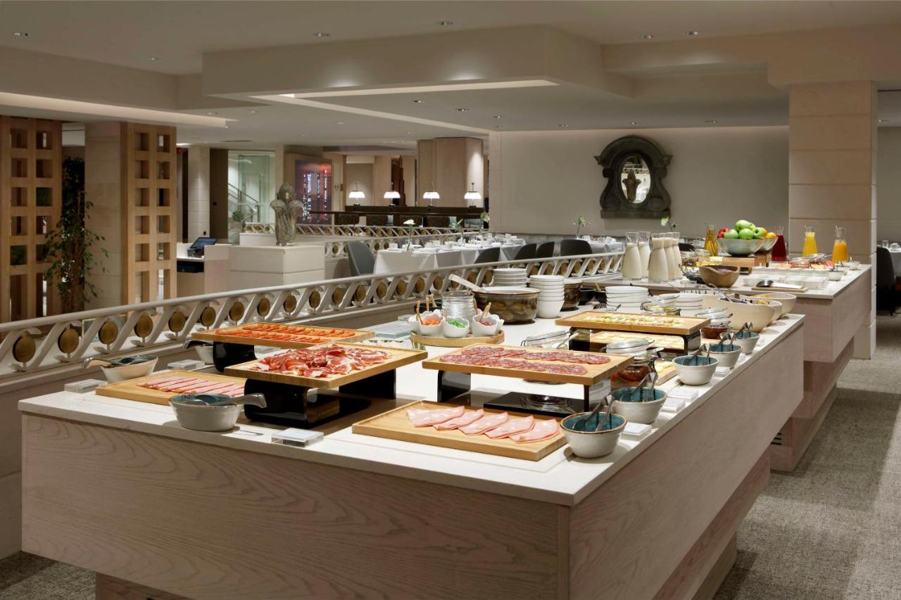 Hyatt Regency Hesperia Madrid Hotel Екстериор снимка