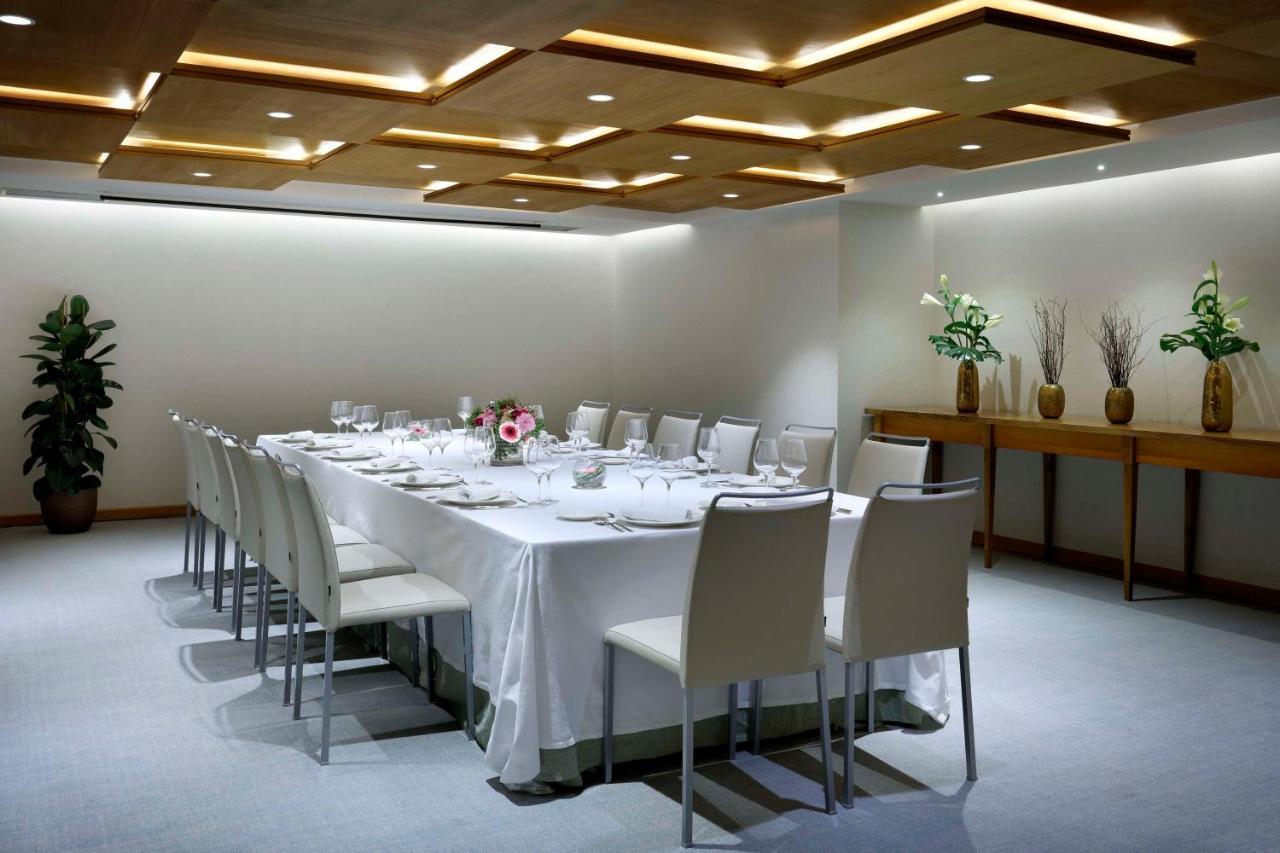 Hyatt Regency Hesperia Madrid Hotel Екстериор снимка