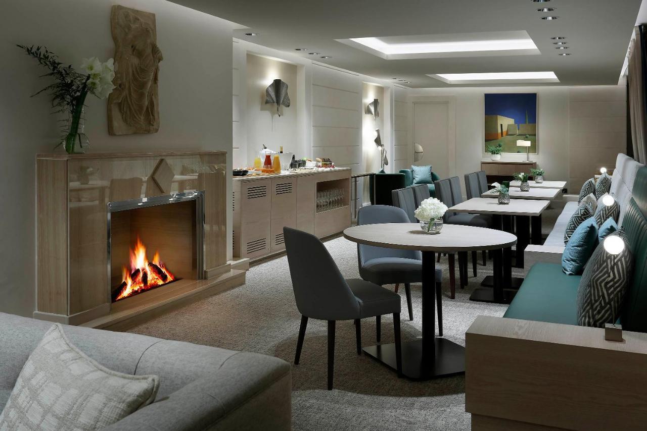 Hyatt Regency Hesperia Madrid Hotel Екстериор снимка
